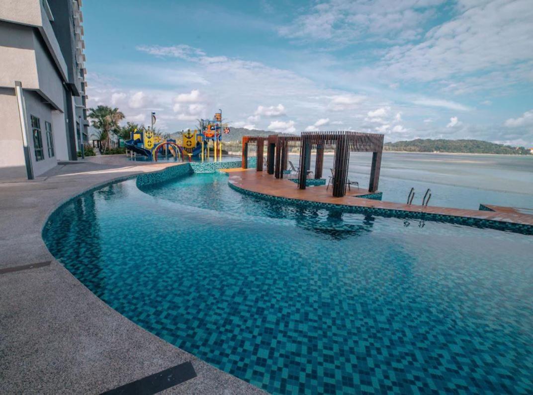 Cozy Seaview Studio at Imperium residence Tanjung Lumpur Kuantan Exterior foto