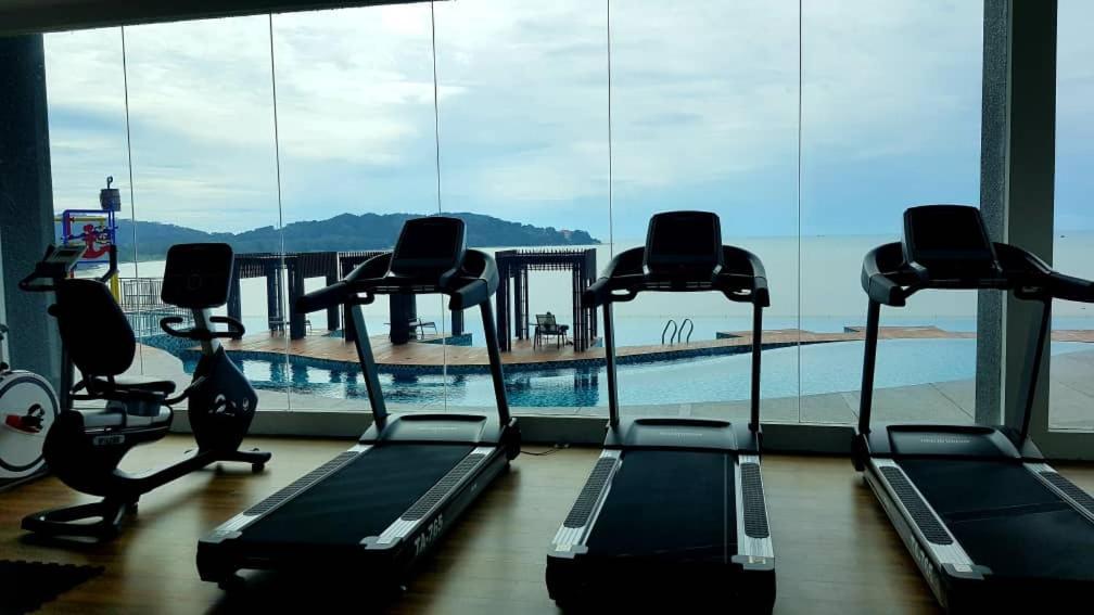 Cozy Seaview Studio at Imperium residence Tanjung Lumpur Kuantan Exterior foto