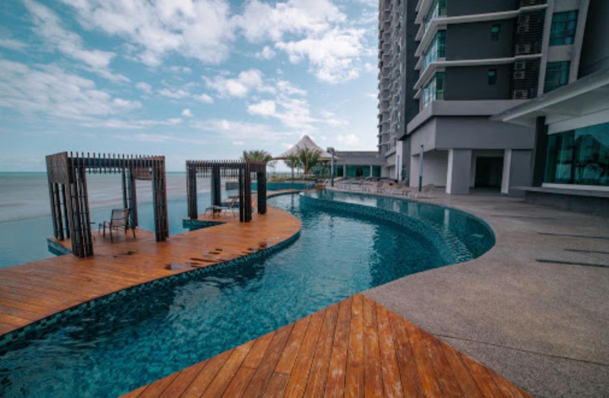 Cozy Seaview Studio at Imperium residence Tanjung Lumpur Kuantan Exterior foto